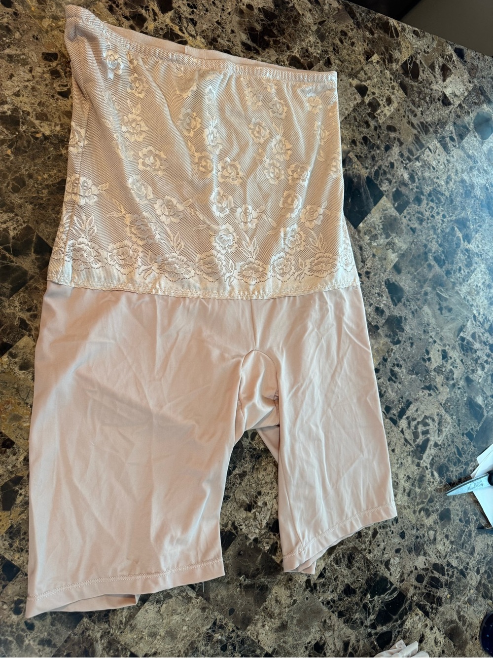High-Waist Lace Panel Shaping Shorts – Cream